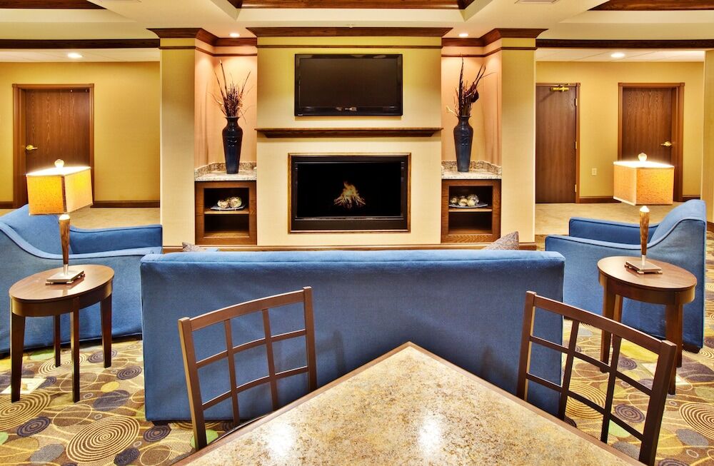 Holiday Inn Express Hotel & Suites - Dubuque West By Ihg Exterior foto